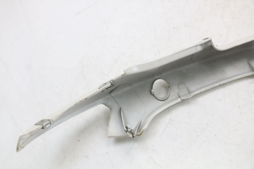 photo de VERKLEIDUNG HINTEN LINKS MOTO GUZZI NORGE 8V GT 1200 (2011 - 2016)