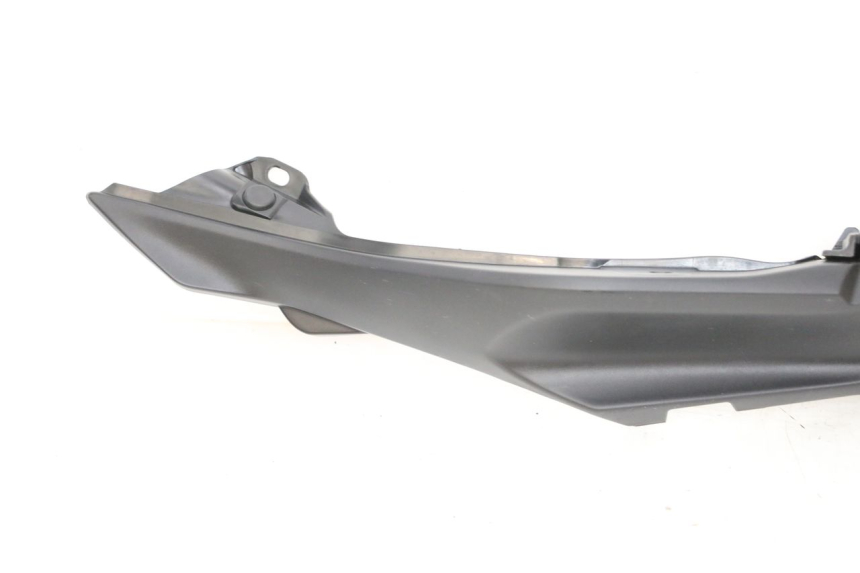 photo de VERKLEIDUNG HINTEN LINKS YAMAHA MT-07 MT07 ABS 700 (2018 - 2020) - Detailansicht des Bauteils