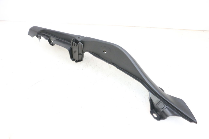 photo de VERKLEIDUNG HINTEN LINKS YAMAHA MT-07 MT07 ABS 700 (2018 - 2020) - Oberflächenzustand und Material