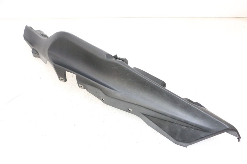 photo de VERKLEIDUNG HINTEN LINKS YAMAHA MT-07 MT07 ABS 700 (2018 - 2020) - Kennzeichnungen und Originalreferenzen