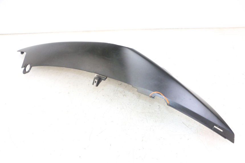 photo de VERKLEIDUNG HINTEN LINKS PIAGGIO NEW TYPHOON 50 (2018 - 2021)