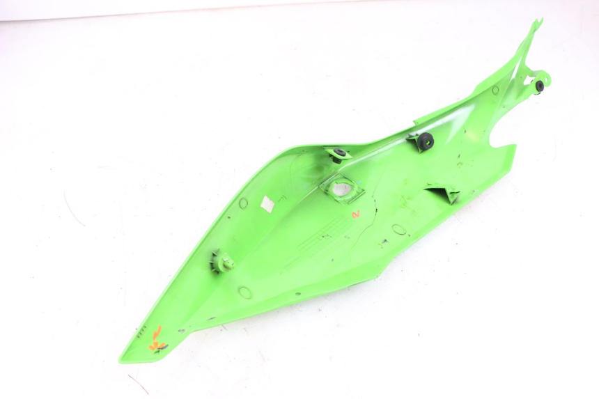 photo de VERKLEIDUNG HINTEN LINKS KAWASAKI NINJA 400 (2018 - 2023)