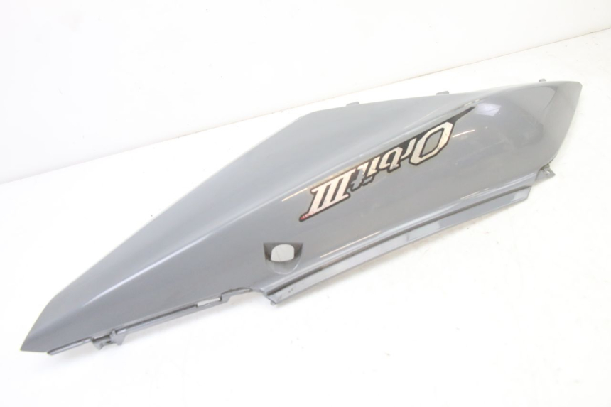 photo de VERKLEIDUNG HINTEN LINKS SYM ORBIT III 3 4T 50 (2021 - 2025) - Gesamtansicht des Produkts