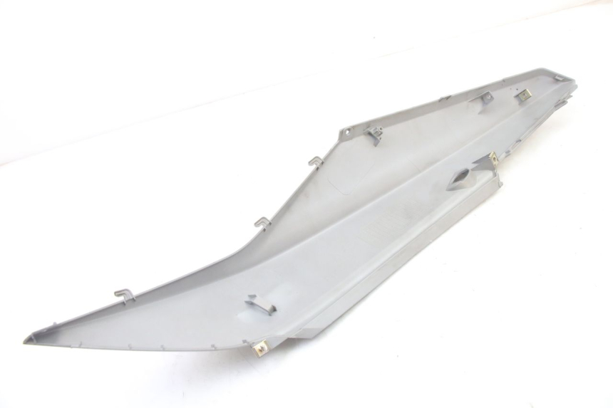 photo de VERKLEIDUNG HINTEN LINKS SYM ORBIT III 3 4T 50 (2021 - 2025)