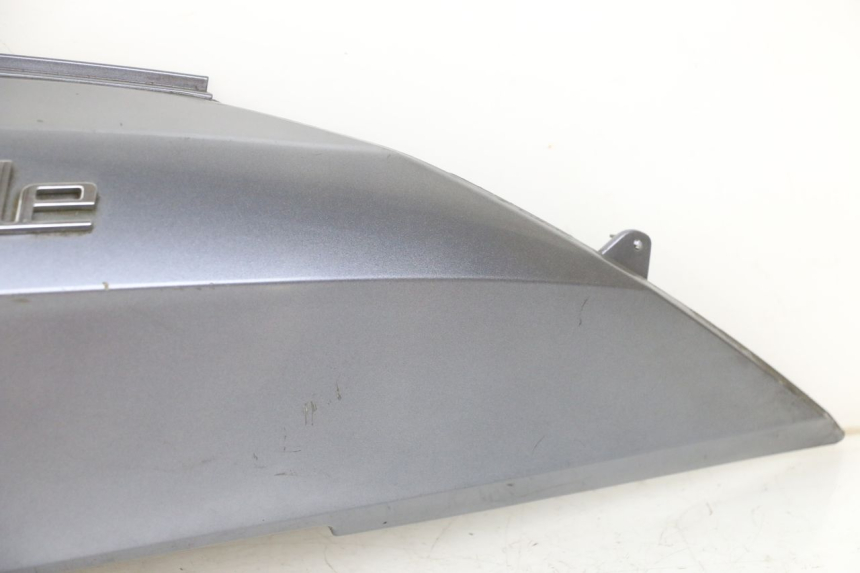 photo de VERKLEIDUNG HINTEN LINKS PEUGEOT BELVILLE 125 (2017 - 2021)