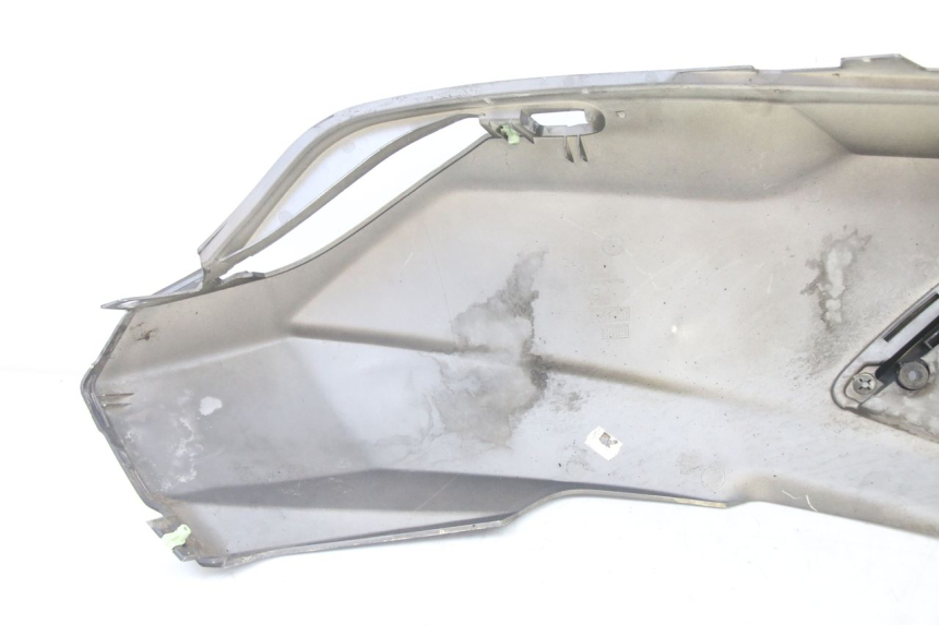 photo de VERKLEIDUNG HINTEN LINKS PEUGEOT SATELIS 125 (2013 - 2018)