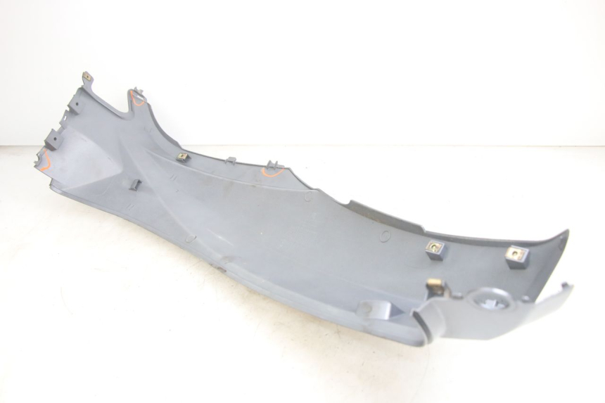 photo de LINKES HINTERES SEITENTEIL PEUGEOT TWEET 4T 50 (2014 - 2019)