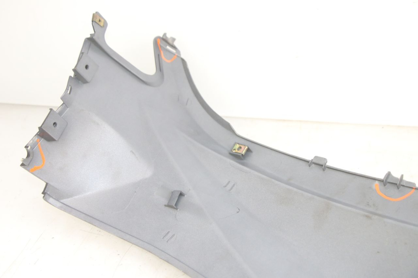 photo de LINKES HINTERES SEITENTEIL PEUGEOT TWEET 4T 50 (2014 - 2019)