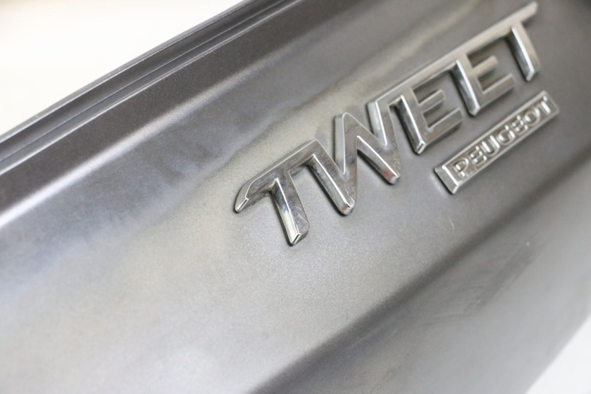 photo de LINKES HINTERES SEITENTEIL PEUGEOT TWEET 4T 50 (2014 - 2019)