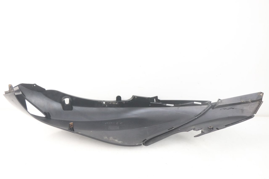 photo de VERKLEIDUNG HINTEN LINKS PIAGGIO FLY 2T 50 (2004 - 2017)