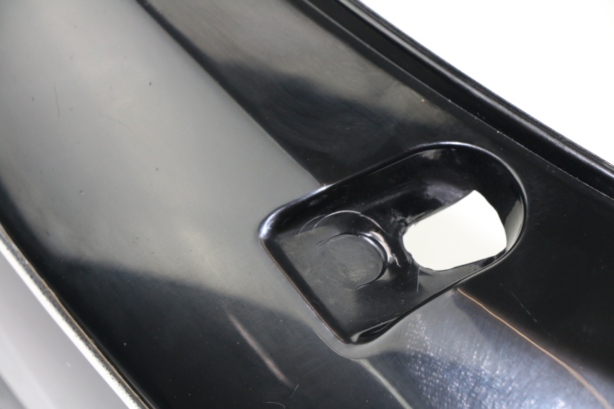 photo de VERKLEIDUNG HINTEN LINKS PIAGGIO FLY 2T 50 (2004 - 2017)