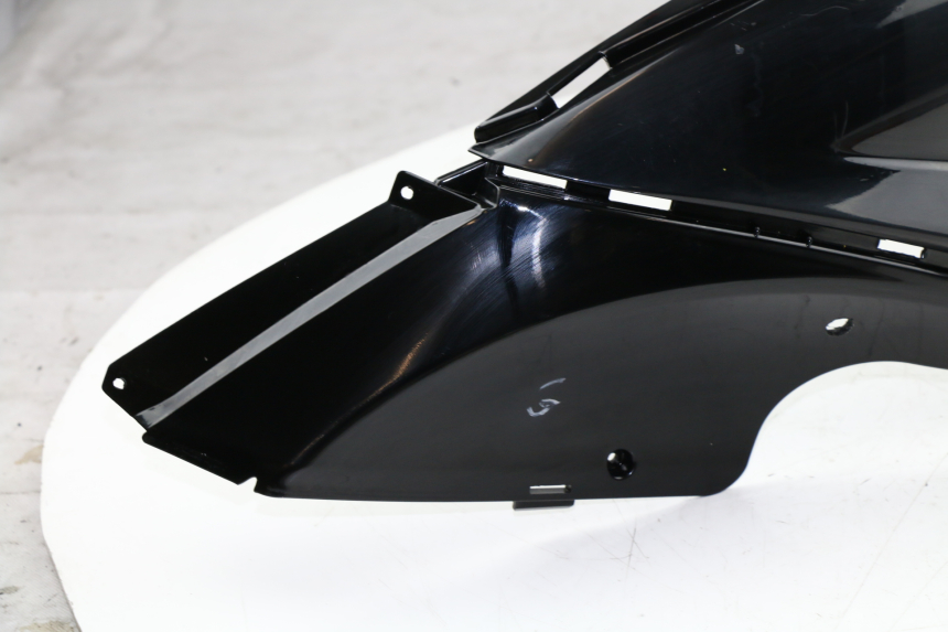 photo de VERKLEIDUNG HINTEN LINKS PIAGGIO FLY 2T 50 (2004 - 2017)