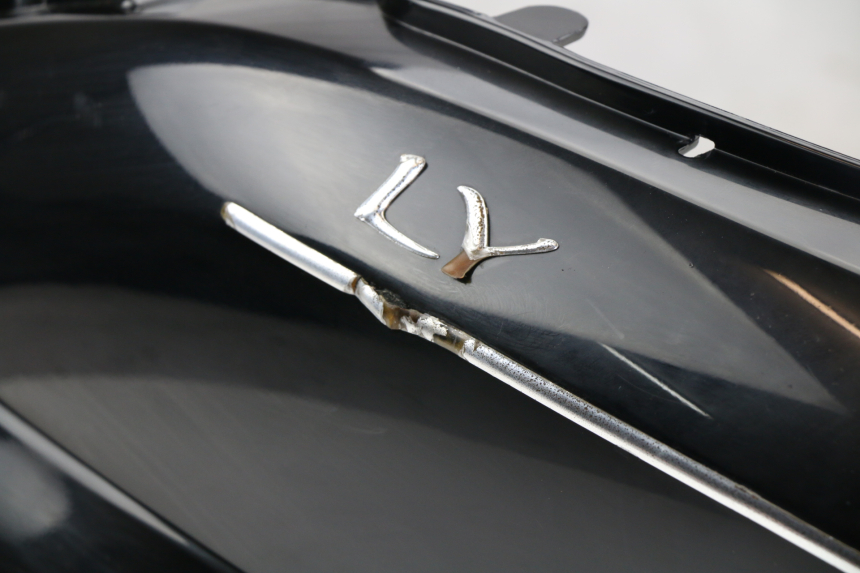 photo de VERKLEIDUNG HINTEN LINKS PIAGGIO FLY 2T 50 (2004 - 2017)