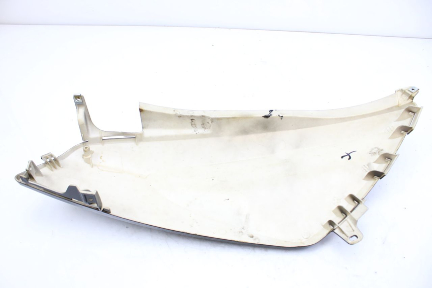 photo de HINTERE LINKE SEITENVERKLEIDUNG JM MOTORS SANTANA 50 (2014 - 2020)