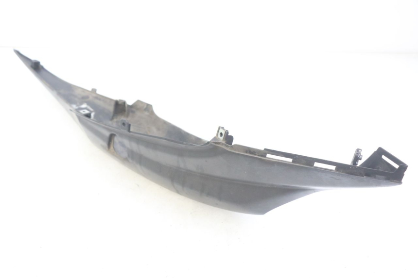 photo de LINKES HINTERES SEITENTEIL SUZUKI SIXTEEN 125 (2008 - 2010)
