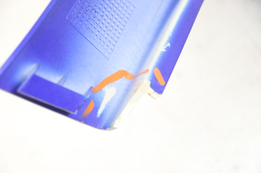 photo de VERKLEIDUNG HINTEN LINKS YAMAHA TZR 50 (2008 - 2016) - Technische Nahaufnahme