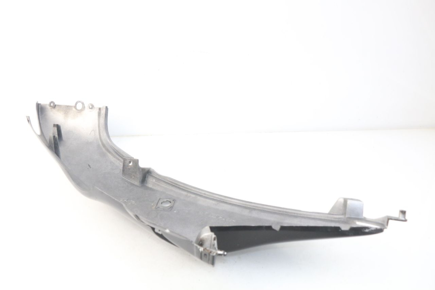 photo de VERKLEIDUNG HINTEN LINKS SUZUKI UC EPICURO 125 (1999 - 2003)