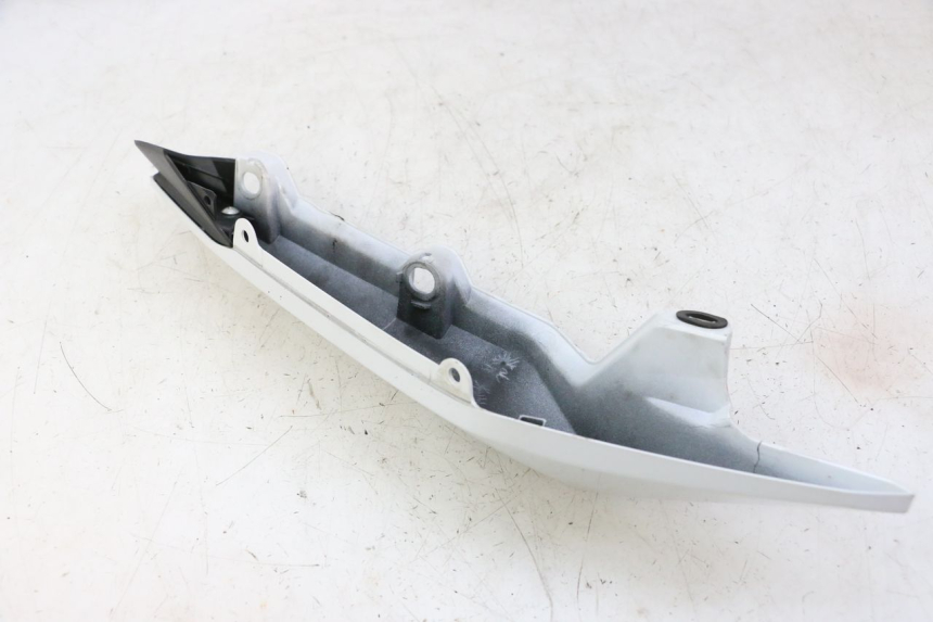 photo de VERKLEIDUNG HINTEN LINKS YAMAHA XJ6 ABS 600 (2008 - 2016)