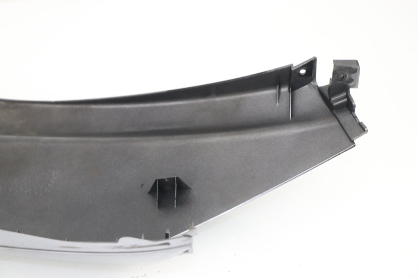 photo de VERKLEIDUNG HINTEN LINKS YAMAHA YP MAJESTY 400 (2004 - 2008)