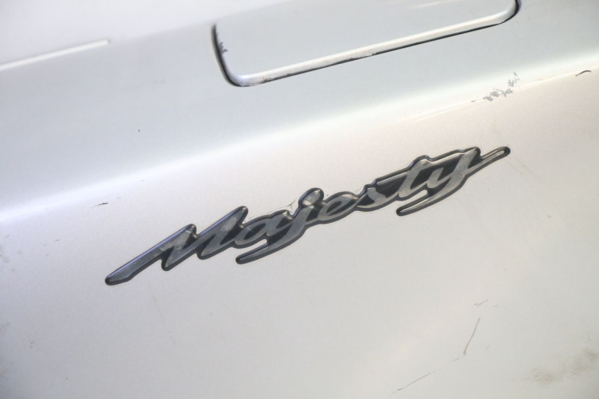 photo de VERKLEIDUNG HINTEN LINKS YAMAHA YP MAJESTY 125 (2002 - 2006) - Alternative Perspektive