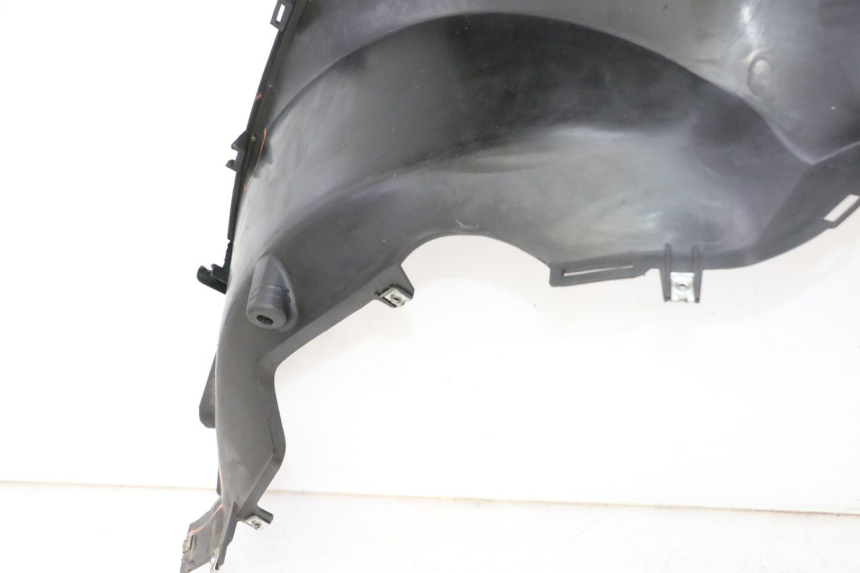 photo de FRONTVERKLEIDUNG RECHTS QUADRO 4 4D 350 (2015 - 2018)