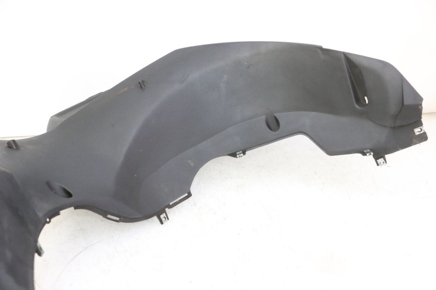 photo de FRONTVERKLEIDUNG RECHTS QUADRO 4 4D 350 (2015 - 2018)