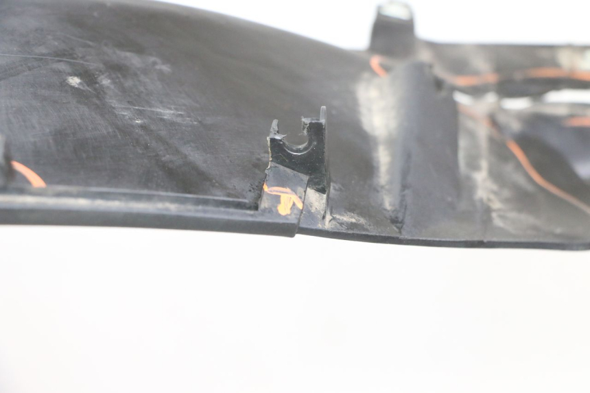 photo de FRONTVERKLEIDUNG RECHTS QUADRO 4 4D 350 (2015 - 2018)