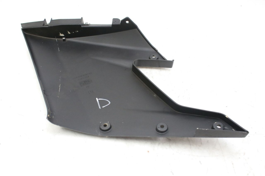 photo de RECHTER VORDERER SEITENWAND DERBI GPR 50 (2004 - 2009)