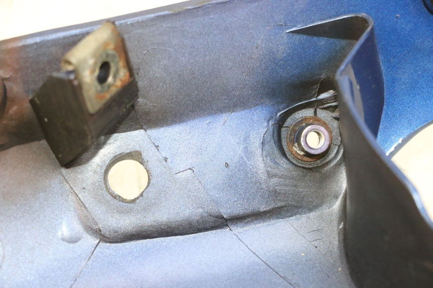 photo de FRONTVERKLEIDUNG RECHTS KAWASAKI GPX R WARBIRD 600 (1988 - 1993) - Zoom auf Gebrauchszustand