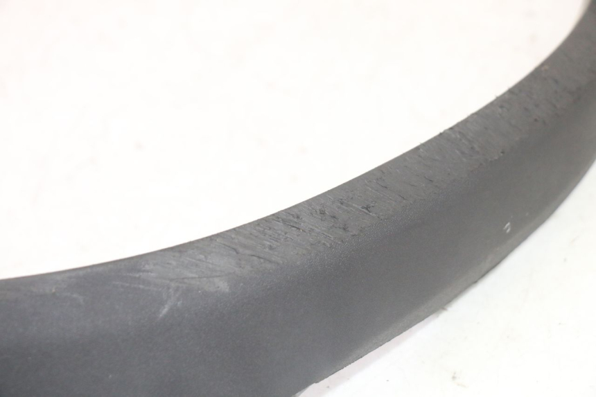 photo de FRONTVERKLEIDUNG RECHTS PIAGGIO MP3 HPE 350 (2018 - 2020) - Detailansicht des Bauteils