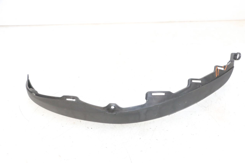 photo de FRONTVERKLEIDUNG RECHTS PIAGGIO MP3 500 (2016 - 2018) - Zoom auf Gebrauchszustand