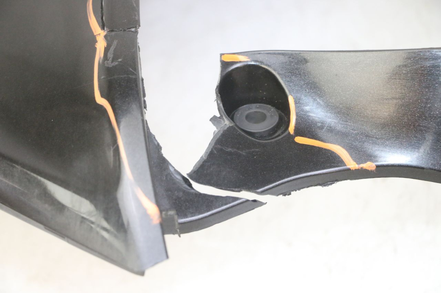 photo de FRONTVERKLEIDUNG RECHTS HONDA NTV DEAUVILLE ABS 700 (2007 - 2016)