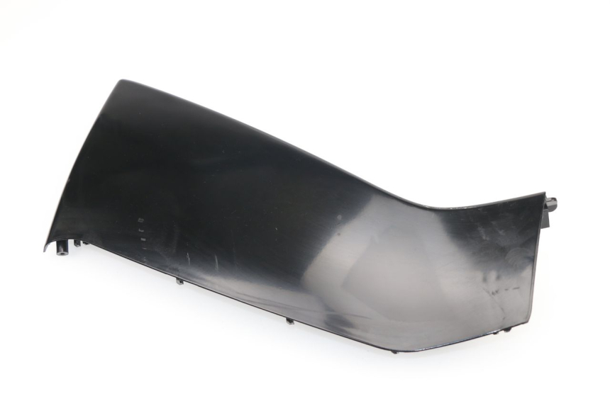 photo de FRONTVERKLEIDUNG RECHTS APRILIA SPORT CITY 2T 50 (2008 - 2012)