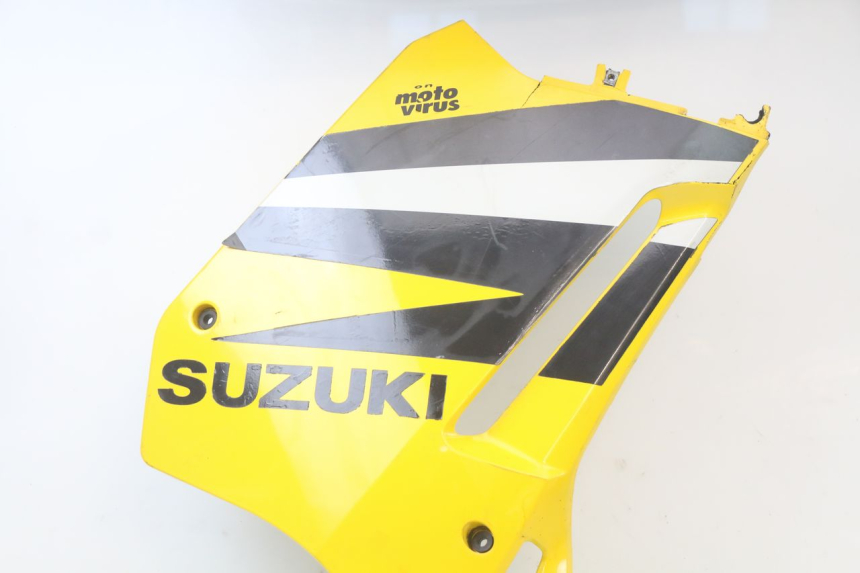 photo de FRONTVERKLEIDUNG RECHTS SUZUKI GS F 500 (2004 - 2007)