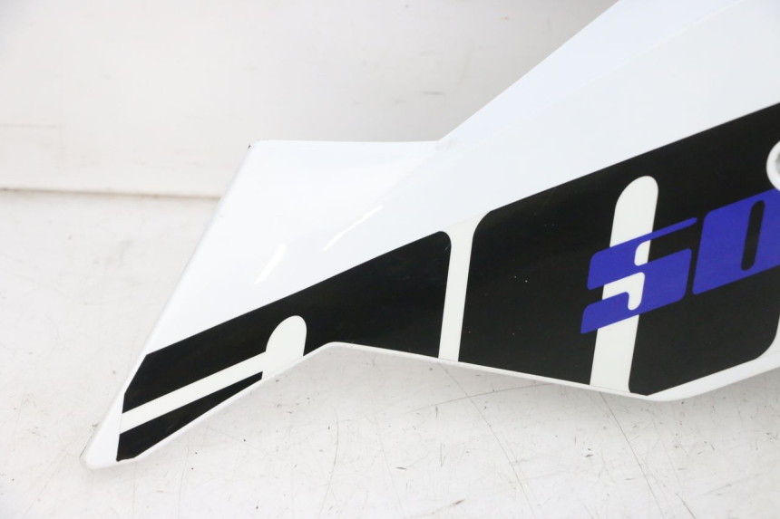 photo de FRONTVERKLEIDUNG RECHTS KSR TR SM 50 (2015 - 2018) - Detaillierte Sichtprüfung