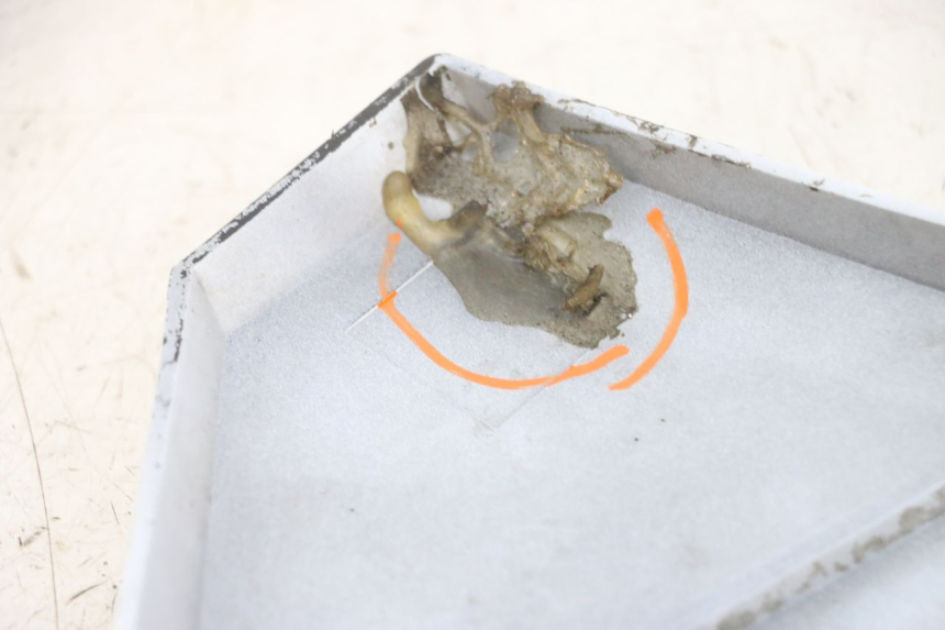 photo de FRONTVERKLEIDUNG RECHTS KSR TR SM 50 (2015 - 2018) - Technische Nahaufnahme