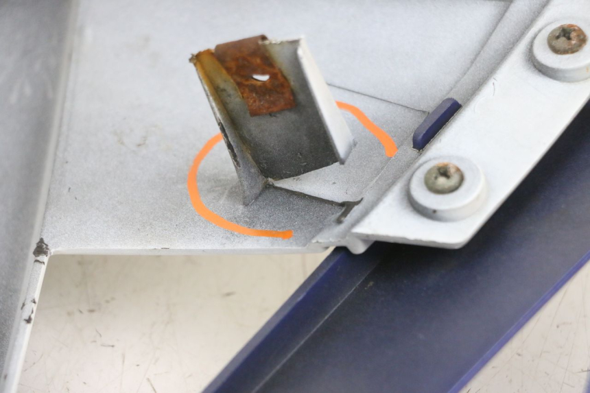 photo de FRONTVERKLEIDUNG RECHTS KSR TR SM 50 (2015 - 2018) - Gesamtansicht des Produkts