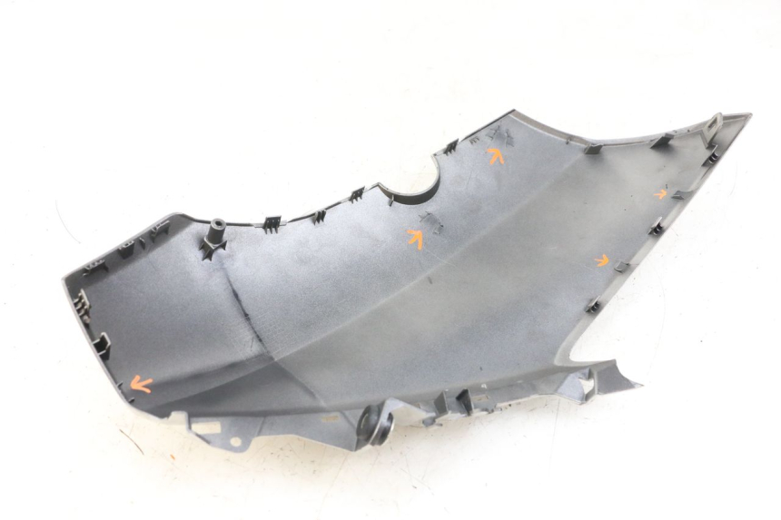 photo de RECHTES VORDERES SEITENTEIL YAMAHA XMAX X-MAX ABS 125 (2017 - 2020) - Kennzeichnungen und Originalreferenzen