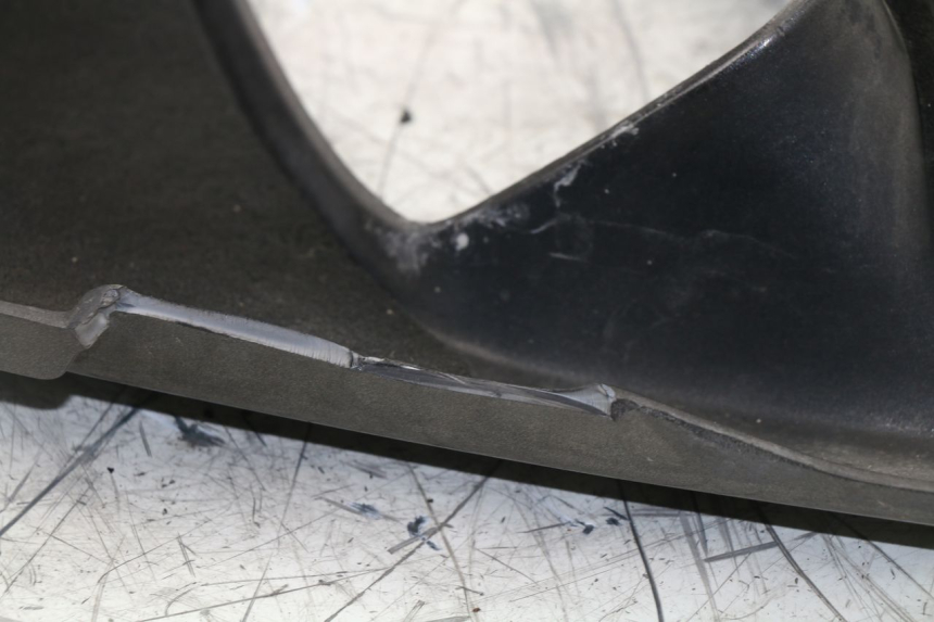 photo de FRONTVERKLEIDUNG RECHTS KAWASAKI ZZR 600 (1995 - 2004)