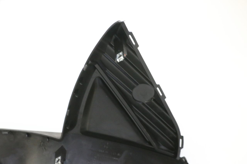 photo de FRONTVERKLEIDUNG LINKS QUADRO 4 4D 350 (2015 - 2018)