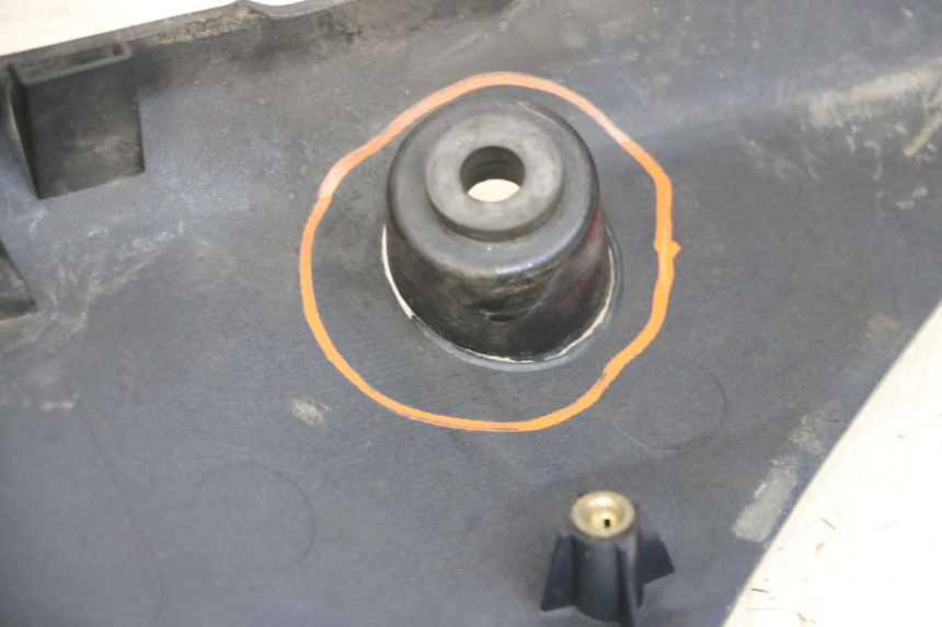 photo de FRONTVERKLEIDUNG LINKS SUZUKI DL V STROM 1000 (2002 - 2007) - Alternative Perspektive