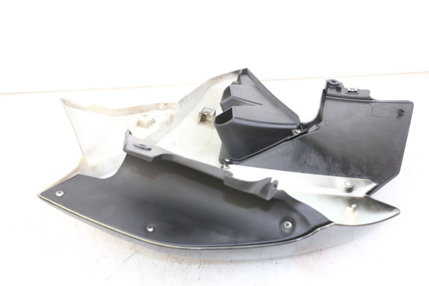photo de FRONTVERKLEIDUNG LINKS EBROH BRAVO GLE 1 (2020 - 2024)