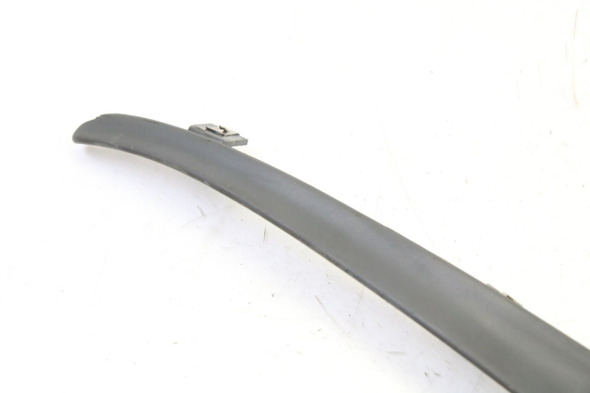 photo de FRONTVERKLEIDUNG LINKS PIAGGIO SUPER LX 125 (2000 - 2003)