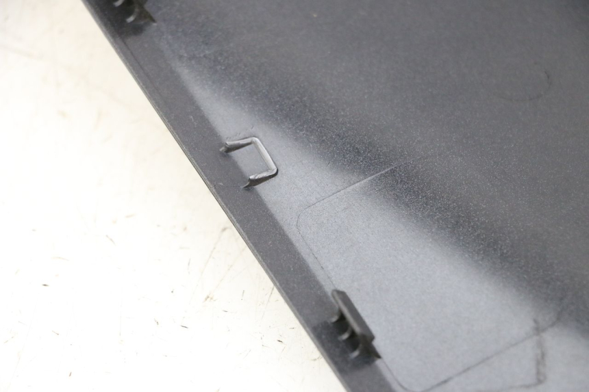 photo de FRONTVERKLEIDUNG LINKS YAMAHA XMAX X-MAX 125 (2021 - 2025)