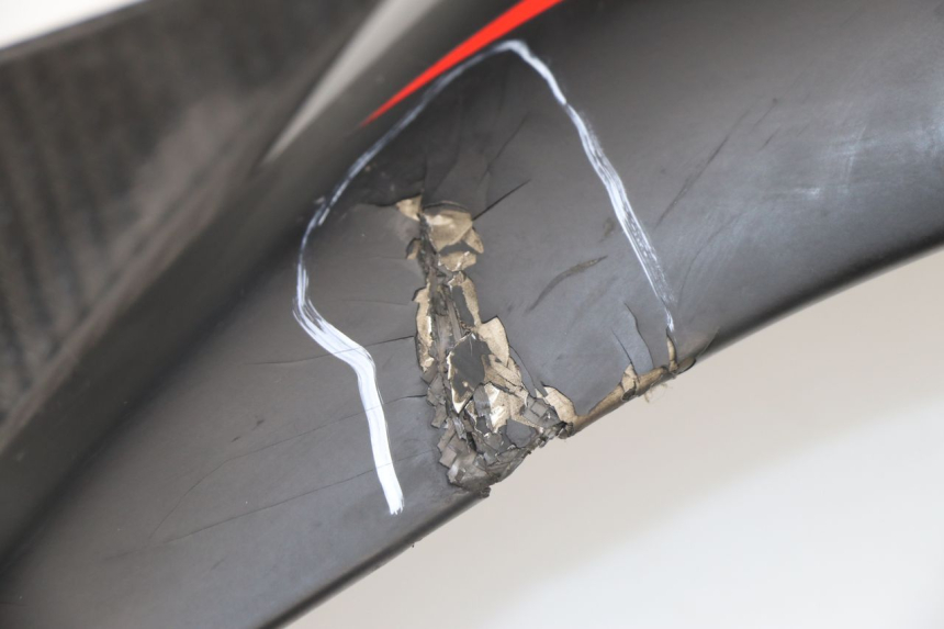 photo de FRONTVERKLEIDUNG LINKS YAMAHA YZF R1M R1 M 1000 (2015 - 2020)