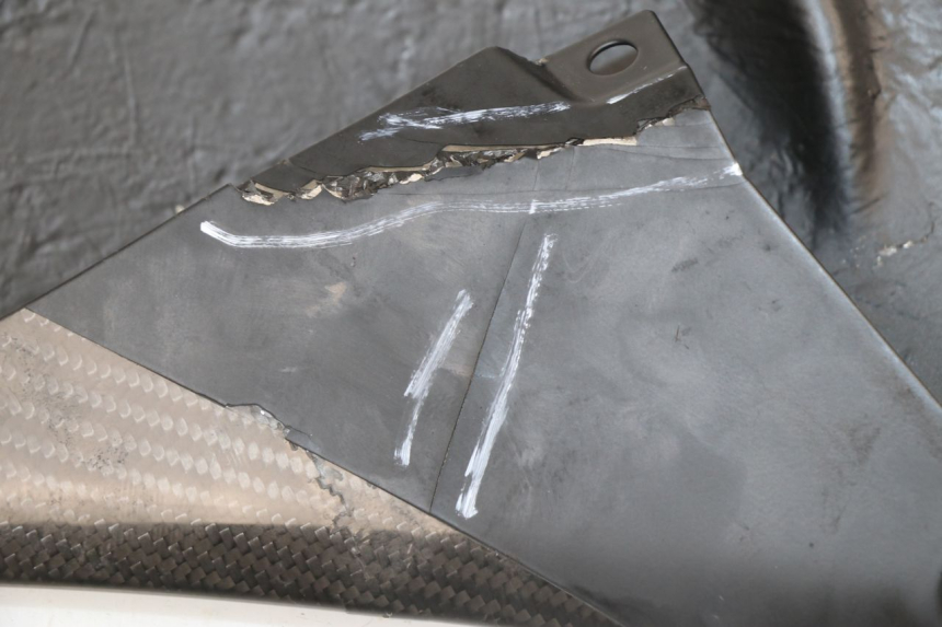 photo de FRONTVERKLEIDUNG LINKS YAMAHA YZF R1M R1 M 1000 (2015 - 2020)