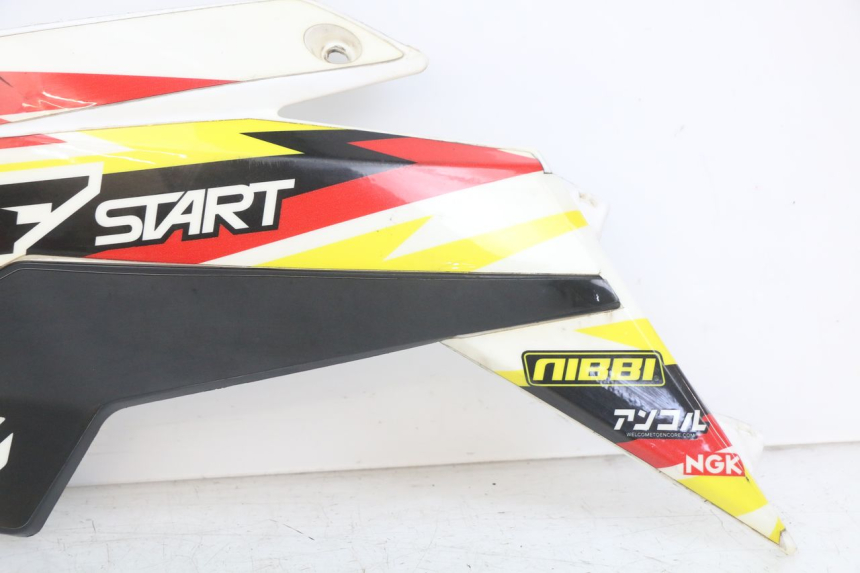 photo de LINKS VORDERES SEITENTEIL YCF R-START 125