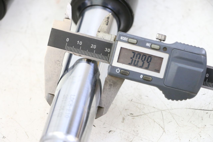 photo de Gabelrohr KYMCO AGILITY 4T 50 (2005 - 2018)