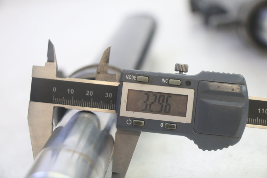 photo de STANDROHR SYM CROX 4T 50 (2016 - 2023) - Kennzeichnungen und Originalreferenzen