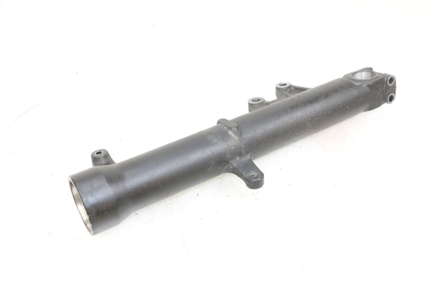 photo de STANDROHR RECHT SUZUKI DL V STROM 1000 (2002 - 2007) - Detailansicht des Bauteils